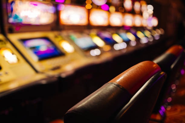 Spadegaming slot game interface showing reels, paylines, and bonus features on spin 777